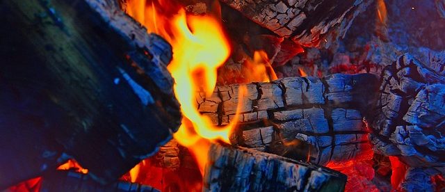 fire-2915539_640