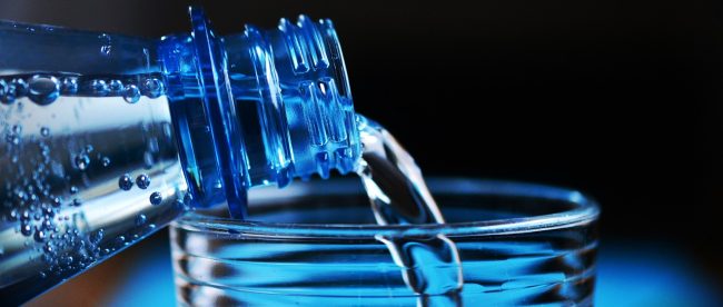 bottle-2032980_1280