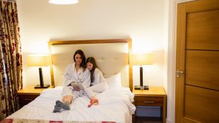 Comment choisir une isolation efficace pour maintenir une température confortable dans la chambre ?