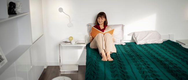 Transformez votre chambre en un espace intelligent grâce à l'intégration de systèmes domotiques