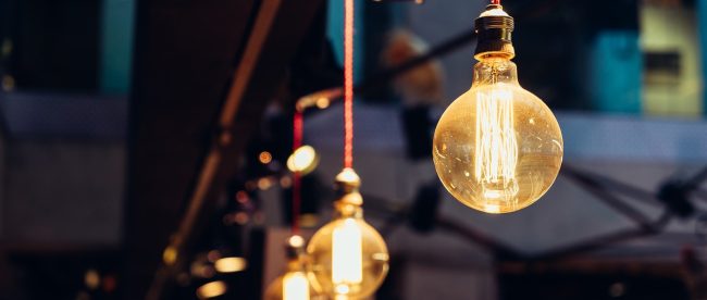 outdoor lighting découvrez nos solutions d'éclairage extérieur innovantes et écoénergétiques. transformez vos espaces extérieurs en un havre de paix lumineux, idéal pour les soirées entre amis ou la détente en famille. explorez notre gamme pour illuminer vos jardins, terrasses et allées.